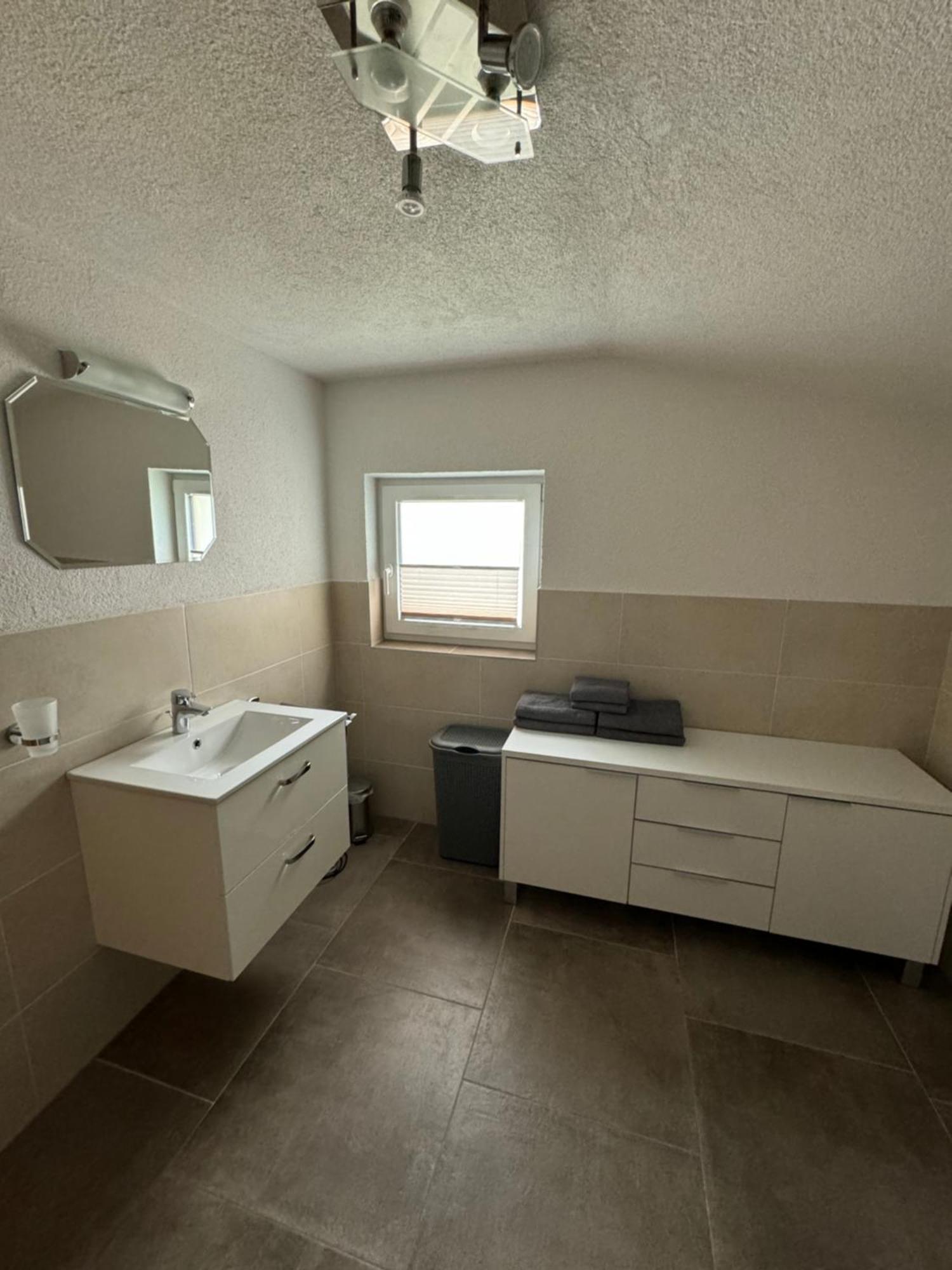 Ferienwohnung Raich ヴェンス エクステリア 写真