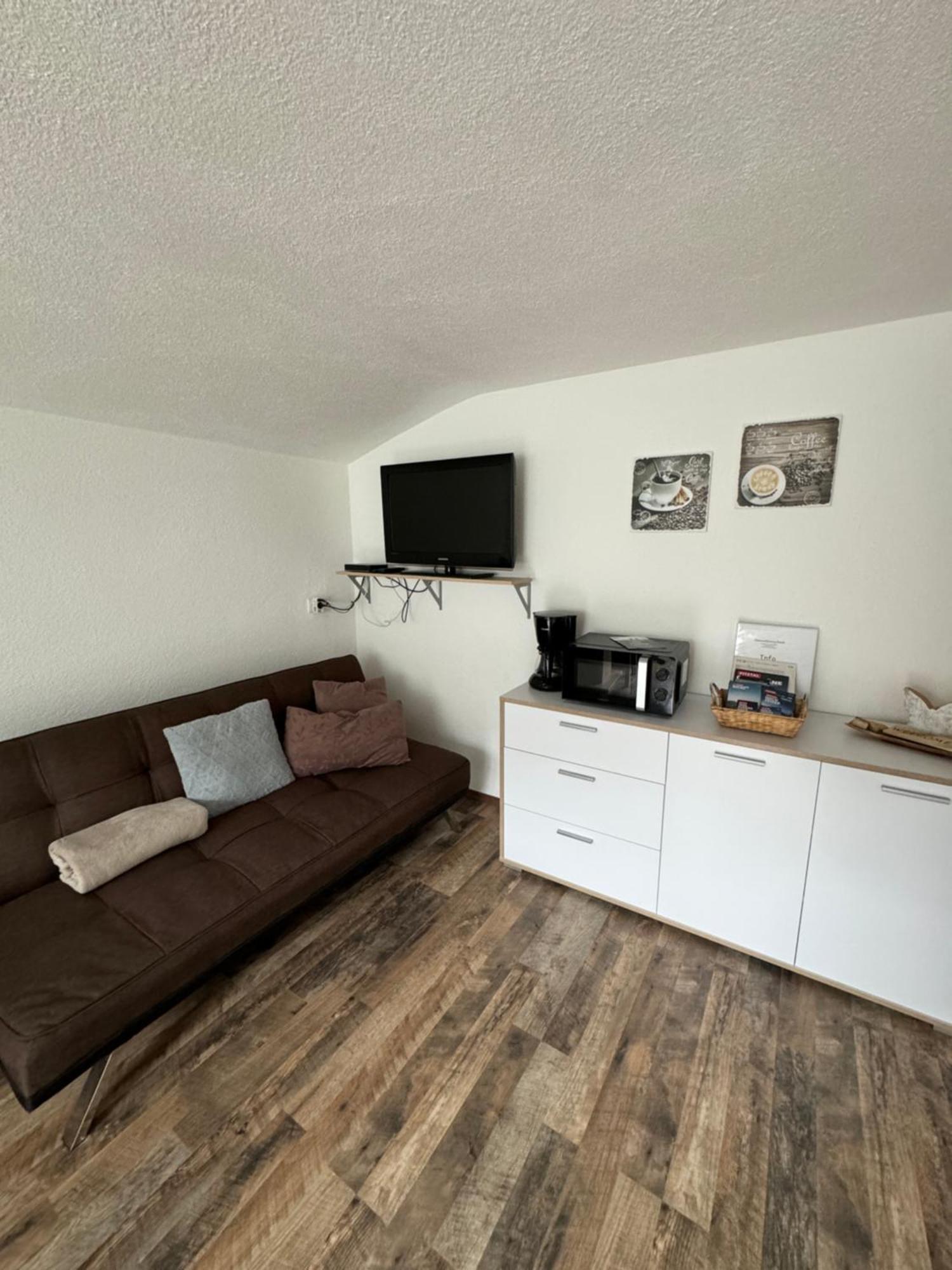 Ferienwohnung Raich ヴェンス エクステリア 写真